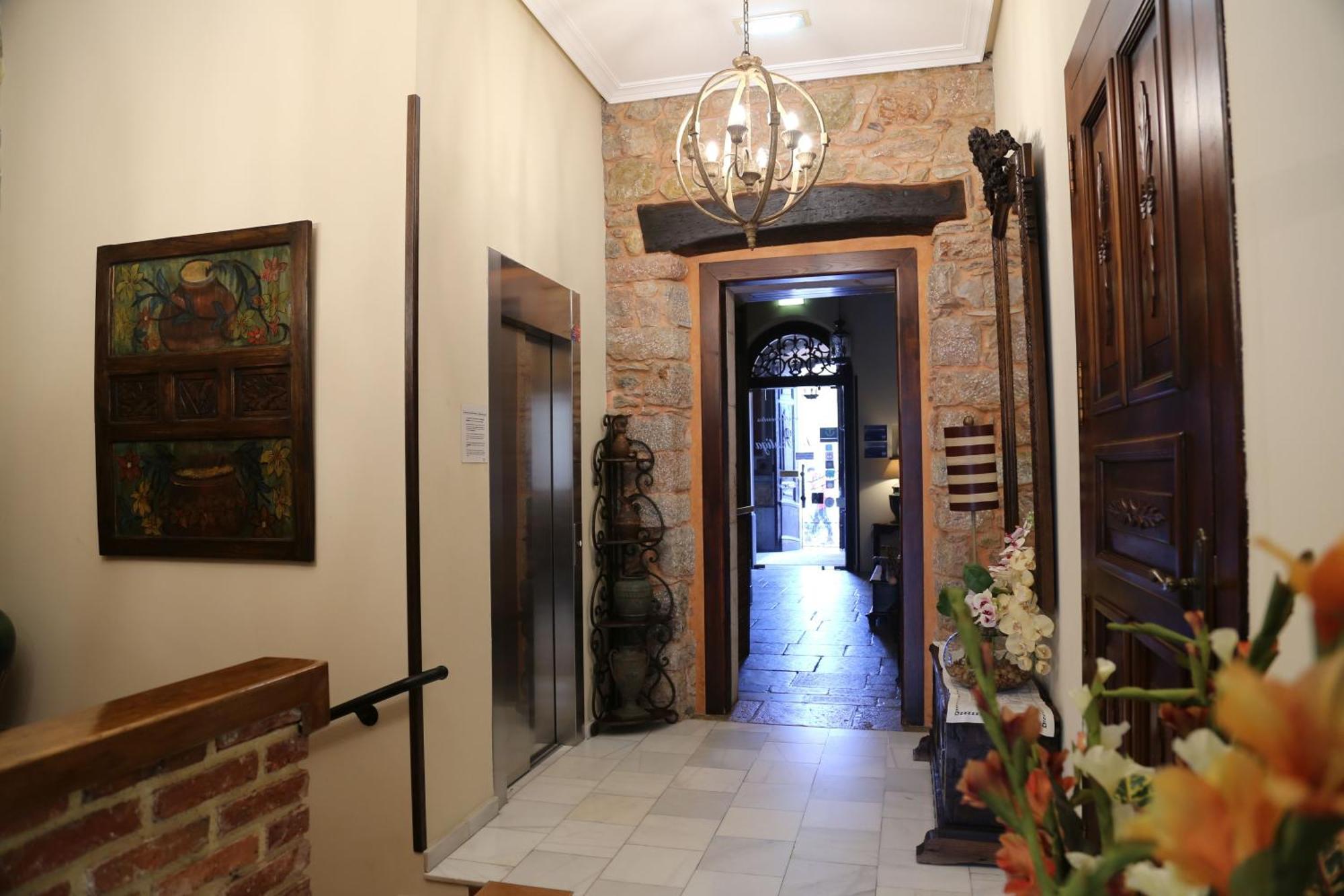 Apartamentos La Pontiga *** Infiesto Zewnętrze zdjęcie