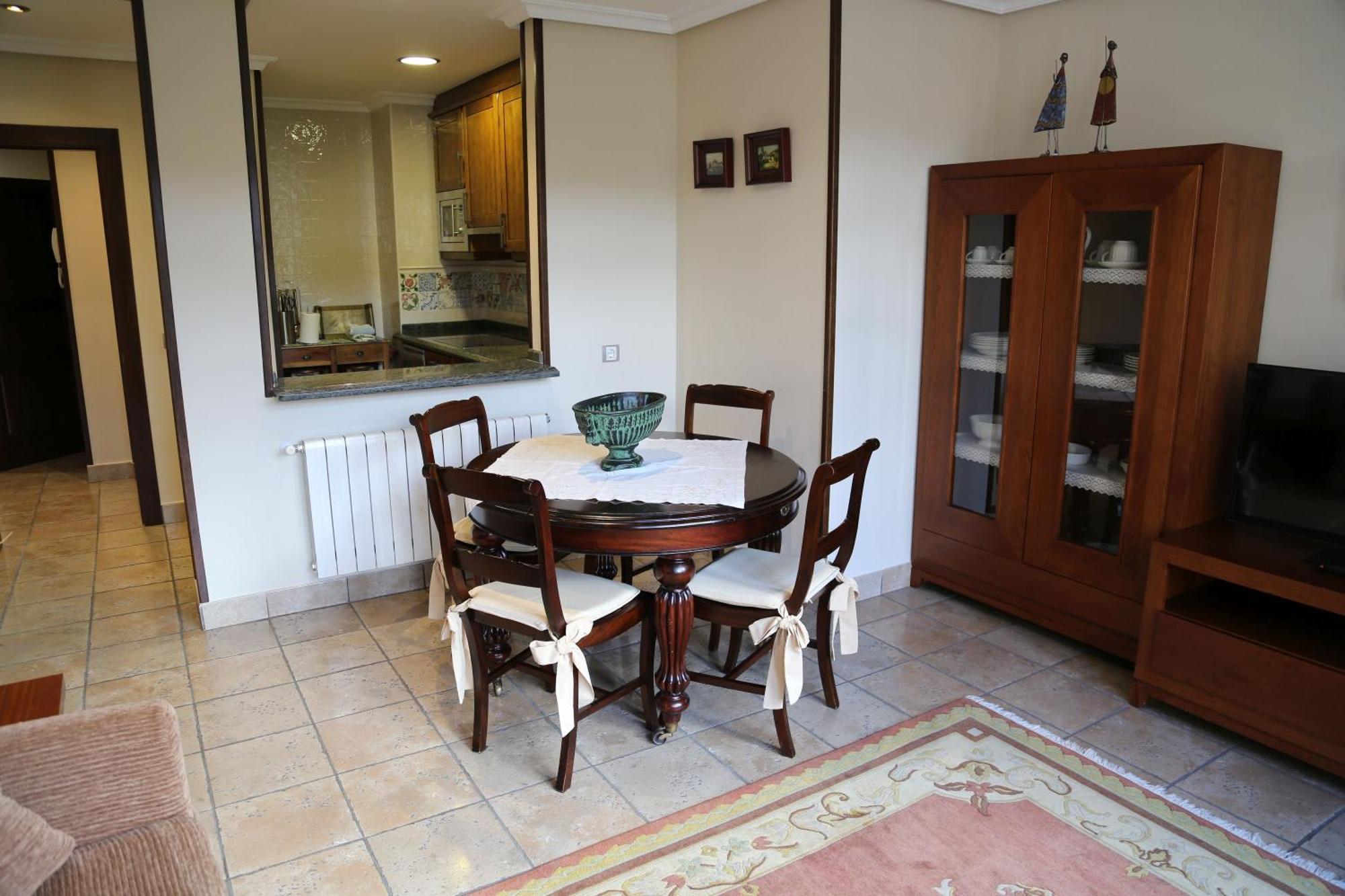 Apartamentos La Pontiga *** Infiesto Zewnętrze zdjęcie